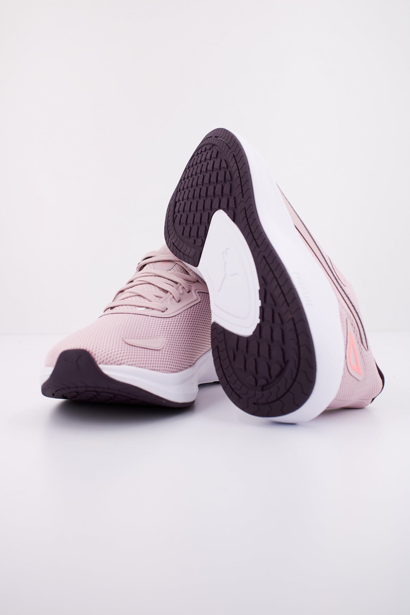 PUMA SKYROCKET LITE en color ROSA (5)