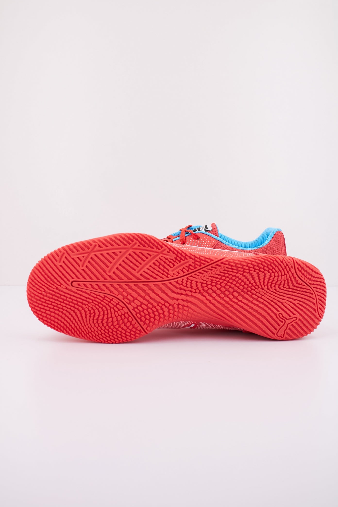 PUMA TRUCO III en color ROJO (5)