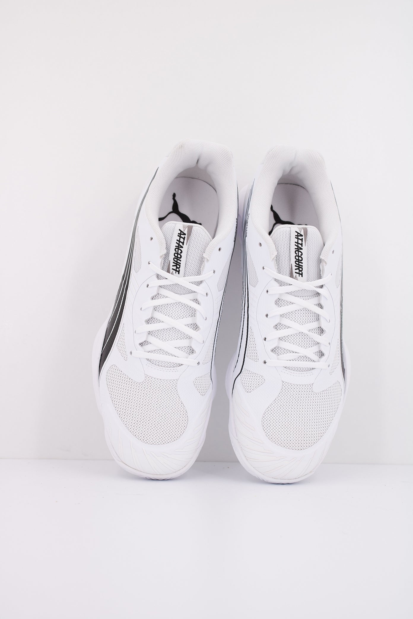 PUMA ATTACOURT en color BLANCO (3)
