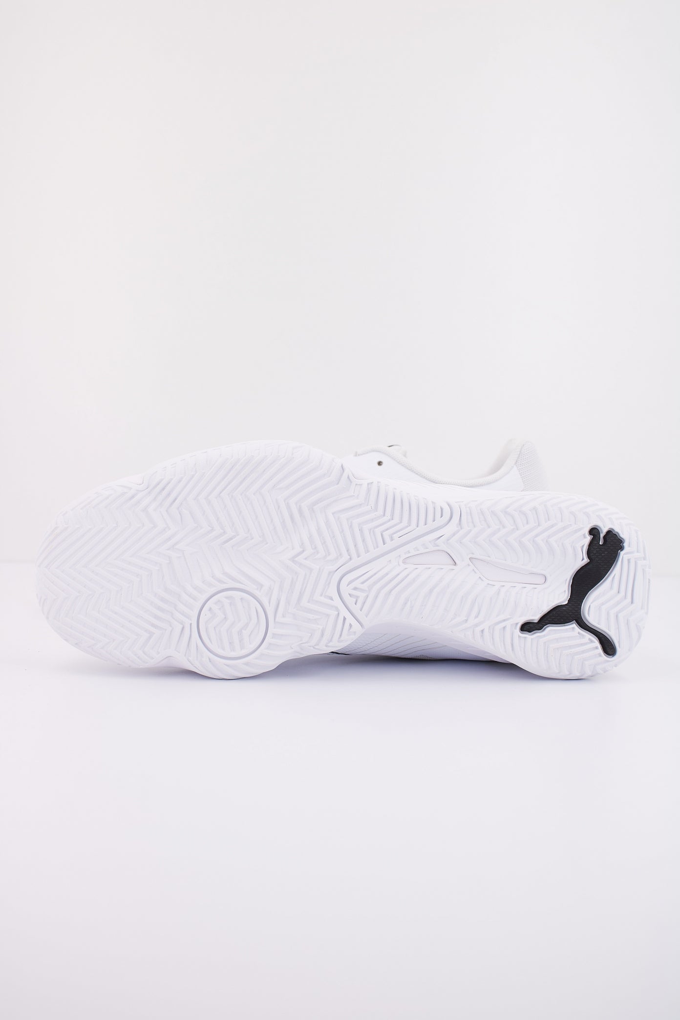 PUMA ATTACOURT en color BLANCO (5)