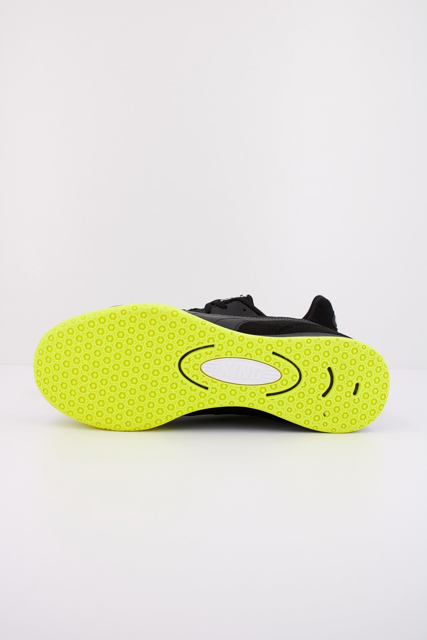 PUMA KING TOP IT en color NEGRO (5)