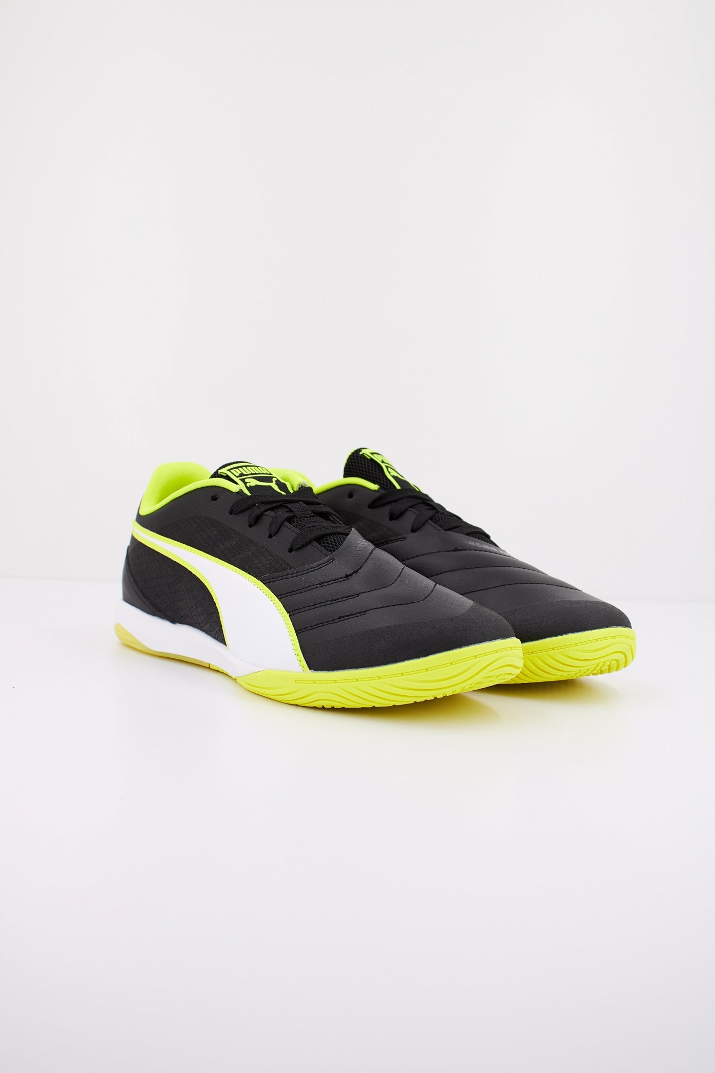 PUMA IBERO IV en color NEGRO (2)