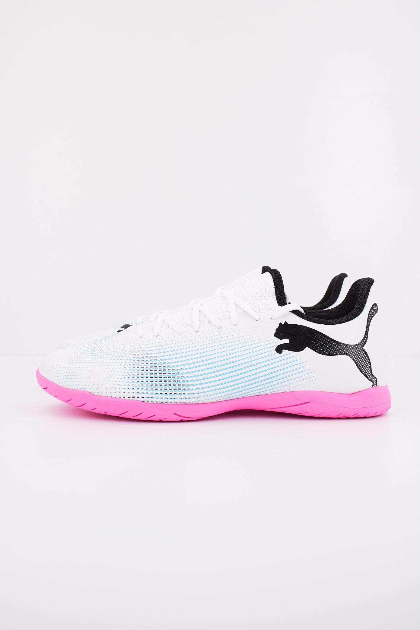 PUMA FUTURE PLAY IT en color BLANCO (1)