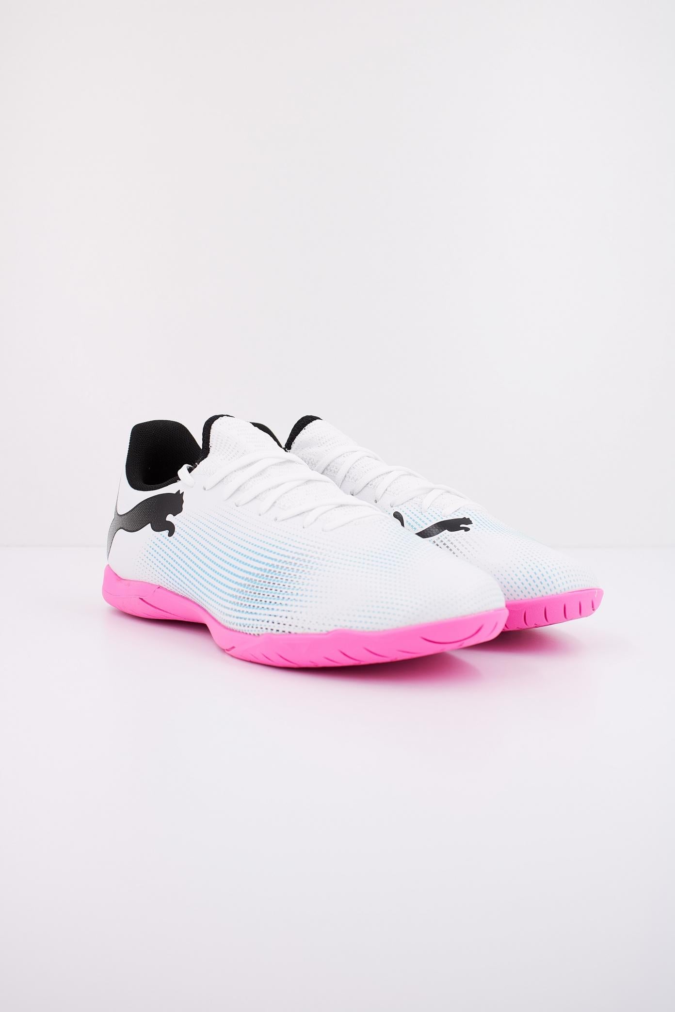 PUMA FUTURE PLAY IT en color BLANCO (2)