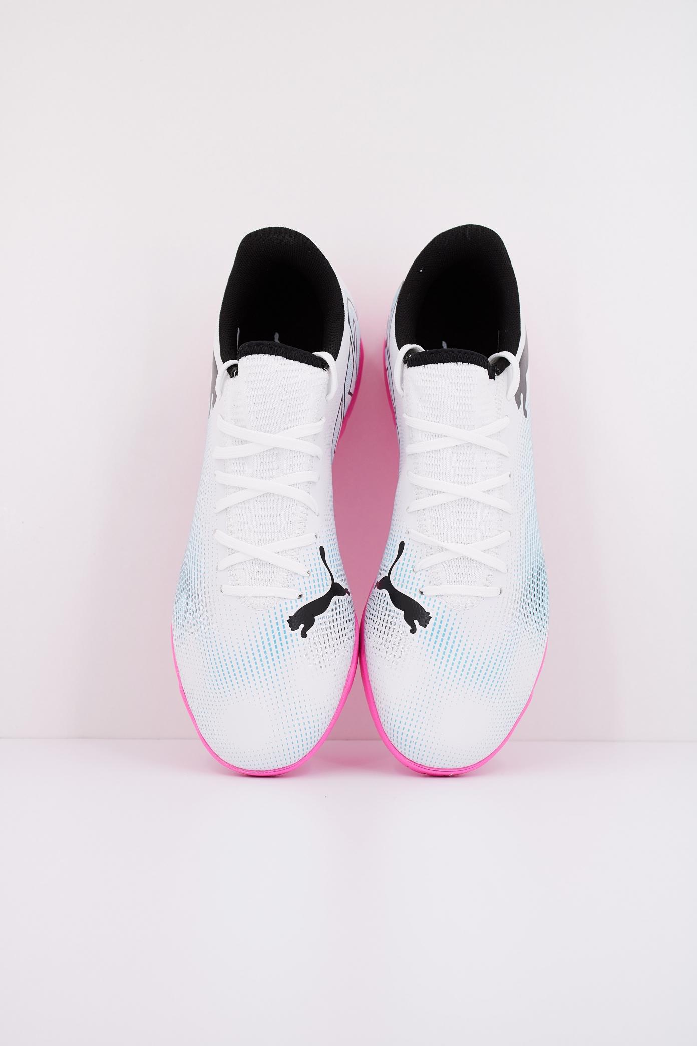 PUMA FUTURE PLAY IT en color BLANCO (3)