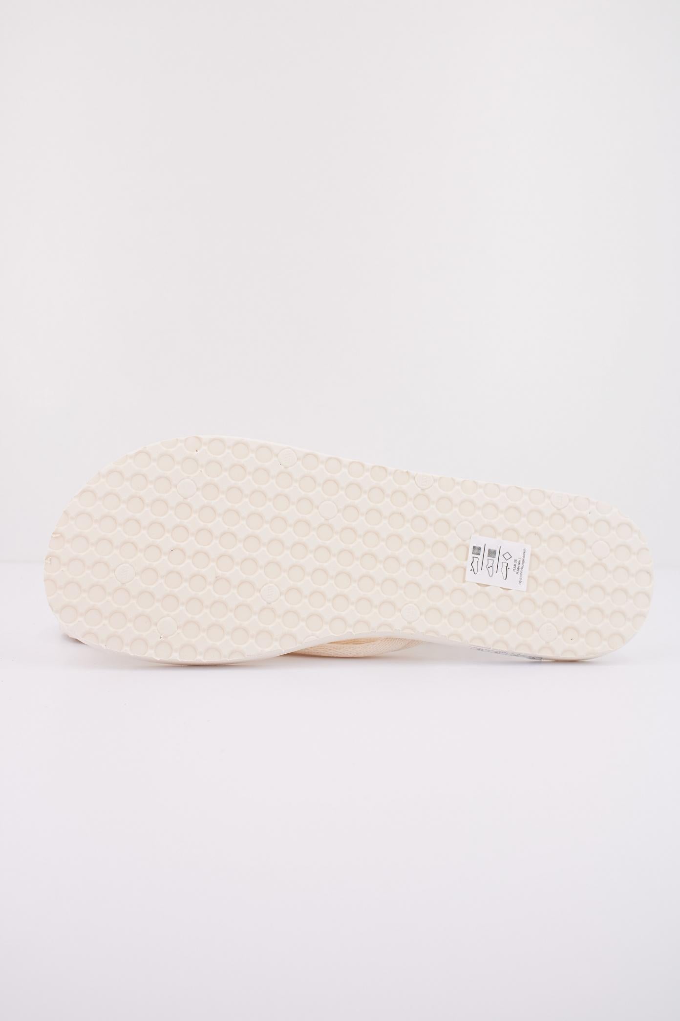 PUMA EPIC FLIP V en color BEIS (5)