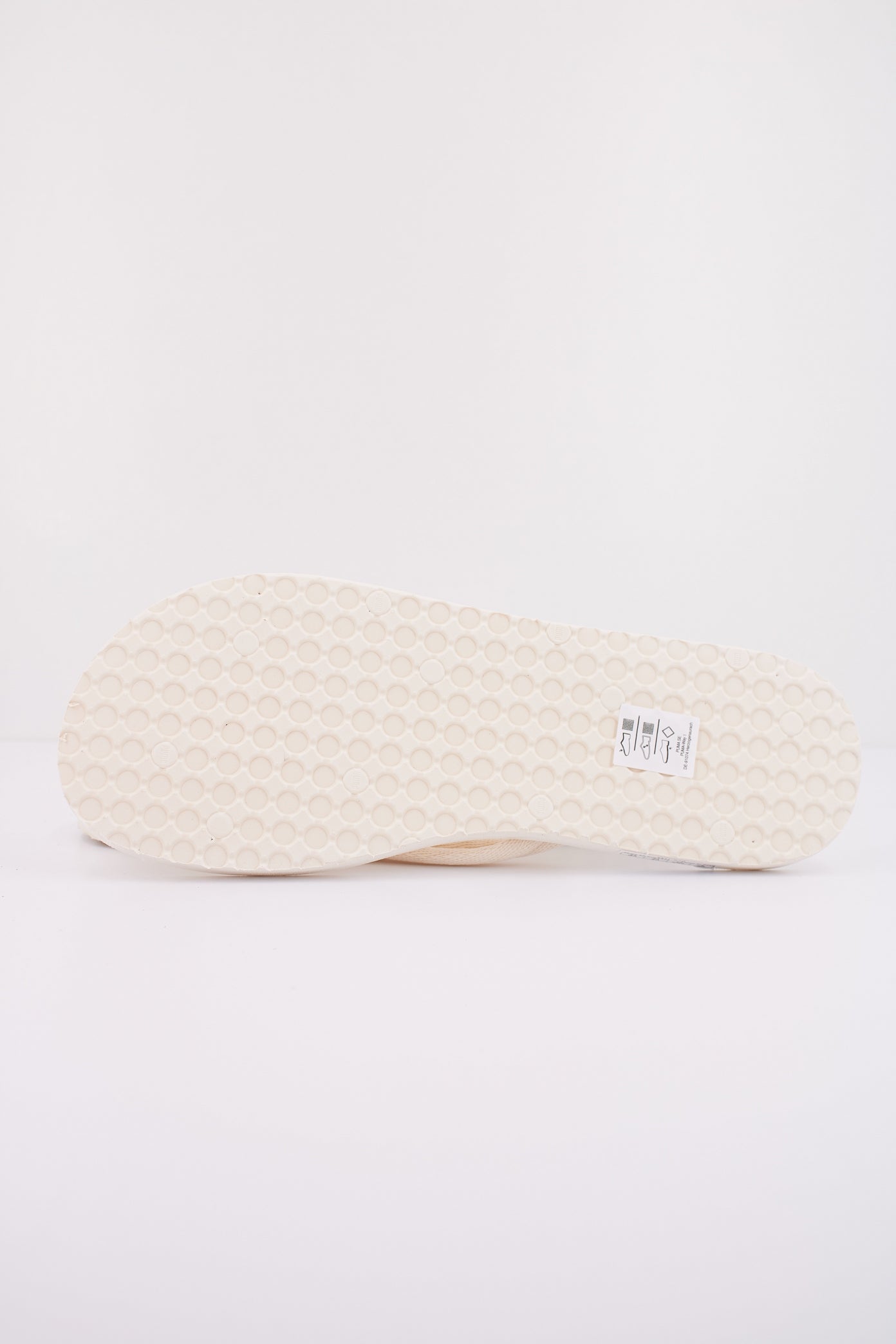 PUMA EPIC FLIP V en color BEIS (5)