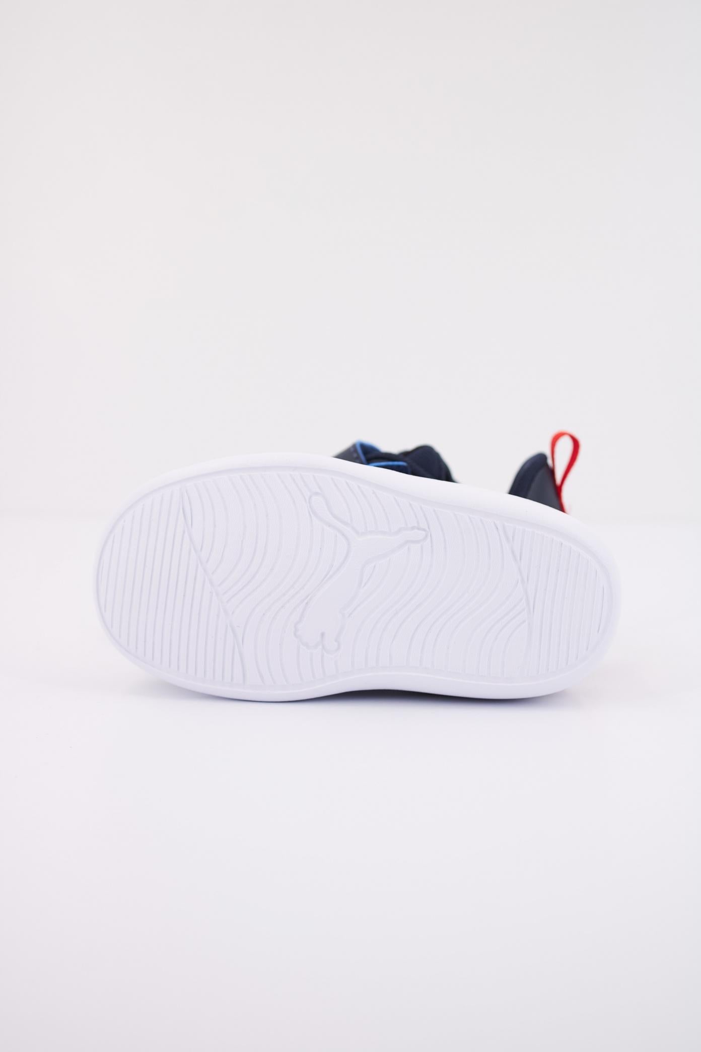PUMA COURTFLEX V V INF en color AZUL (5)