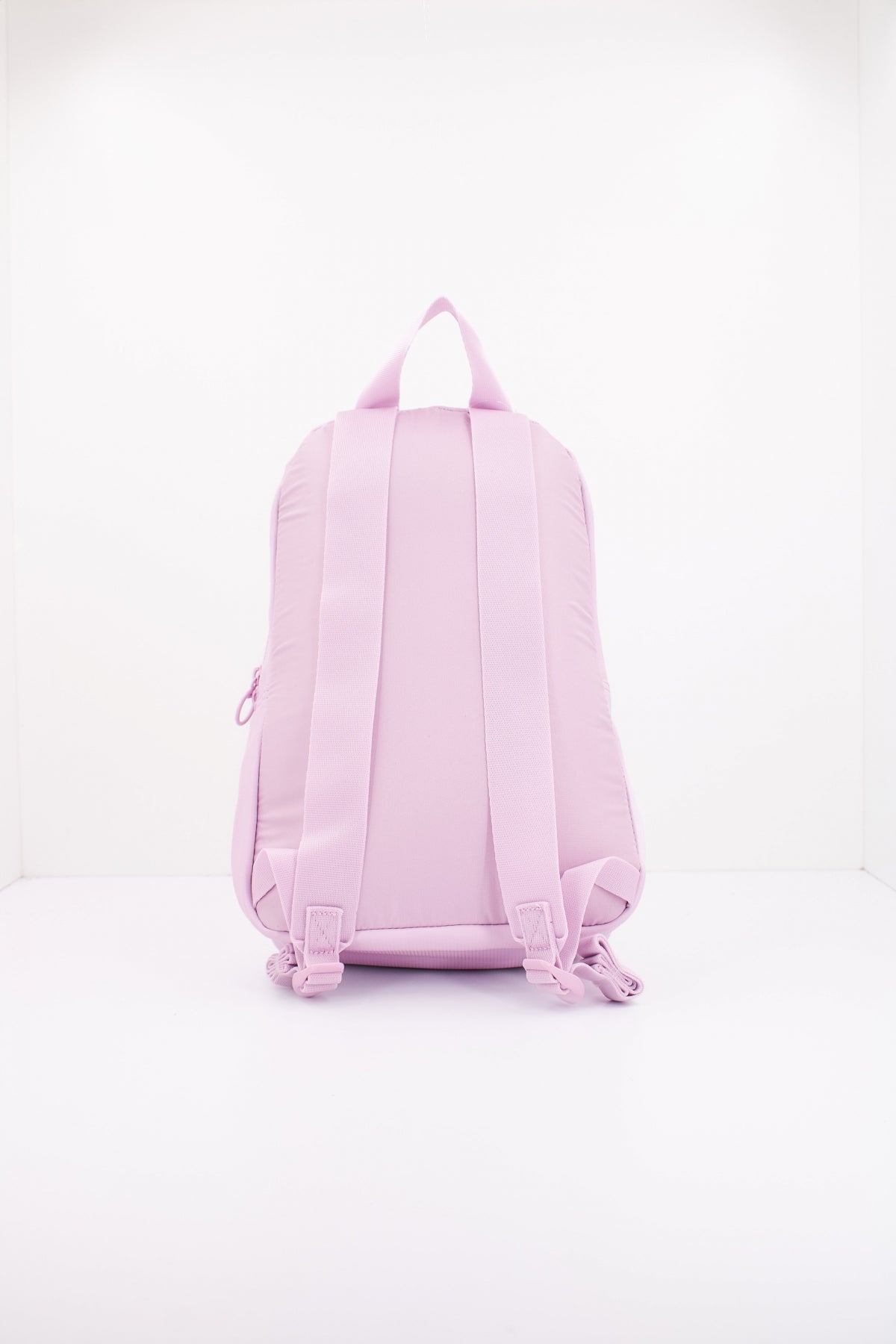 PUMA CORE UP BACKPACK en color ROSA (3)