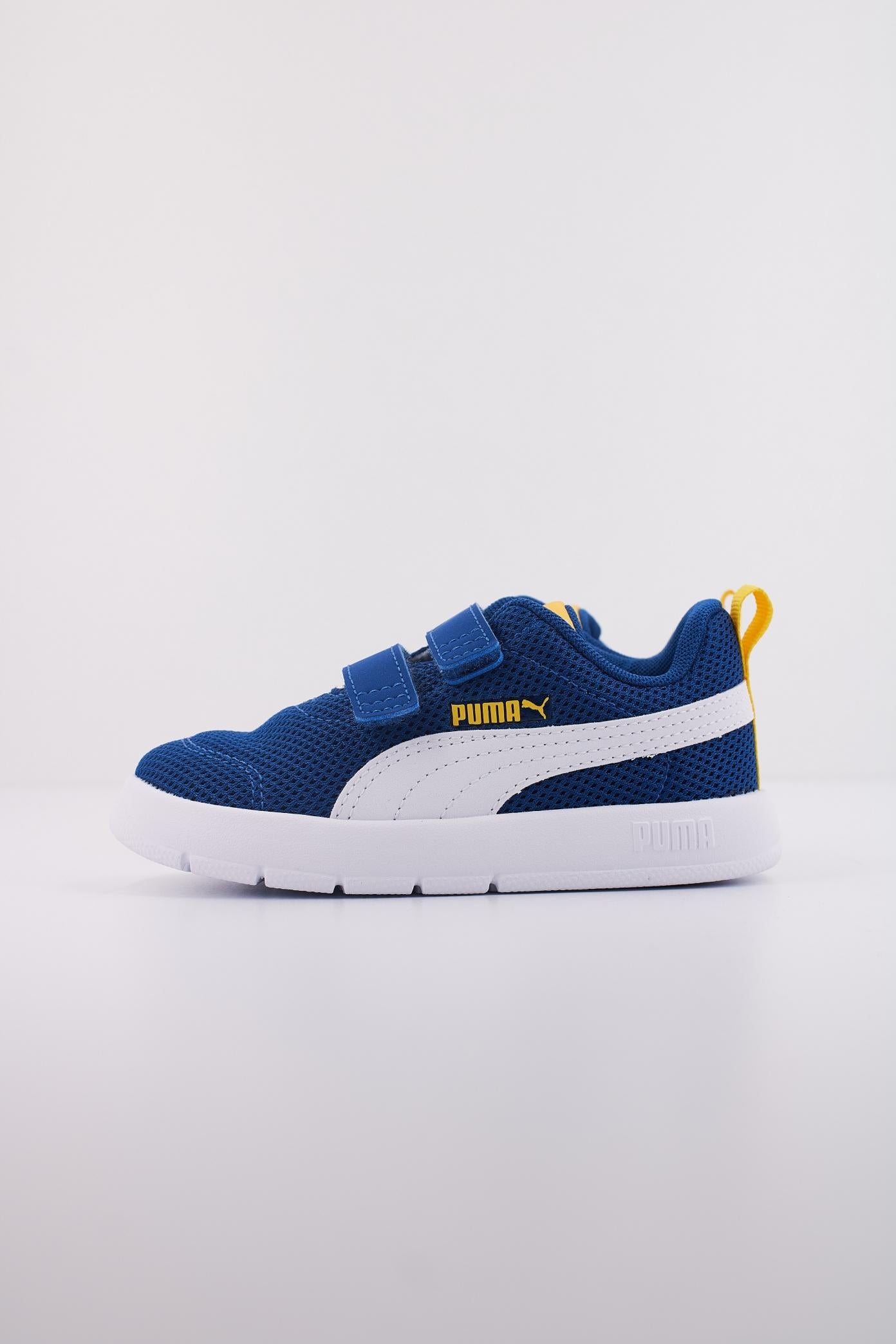 PUMA COURTFLEX V MESH INF en color AZUL (1)