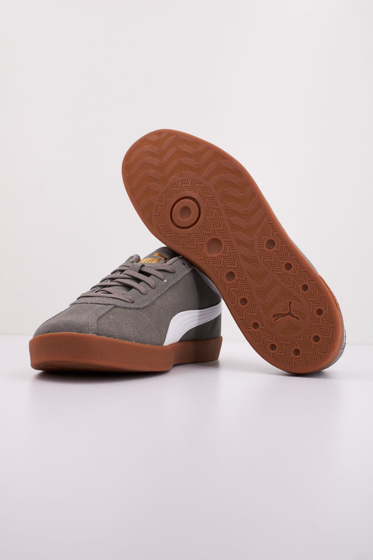 PUMA CLUB II en color GRIS (5)