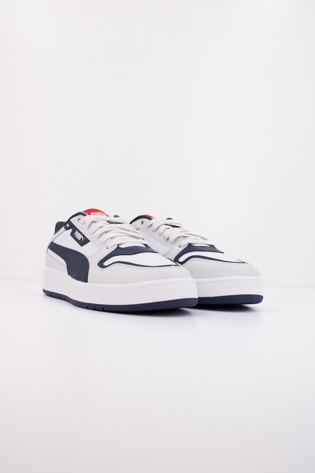 PUMA COURT CLASSIC STREET en color BLANCO (2)