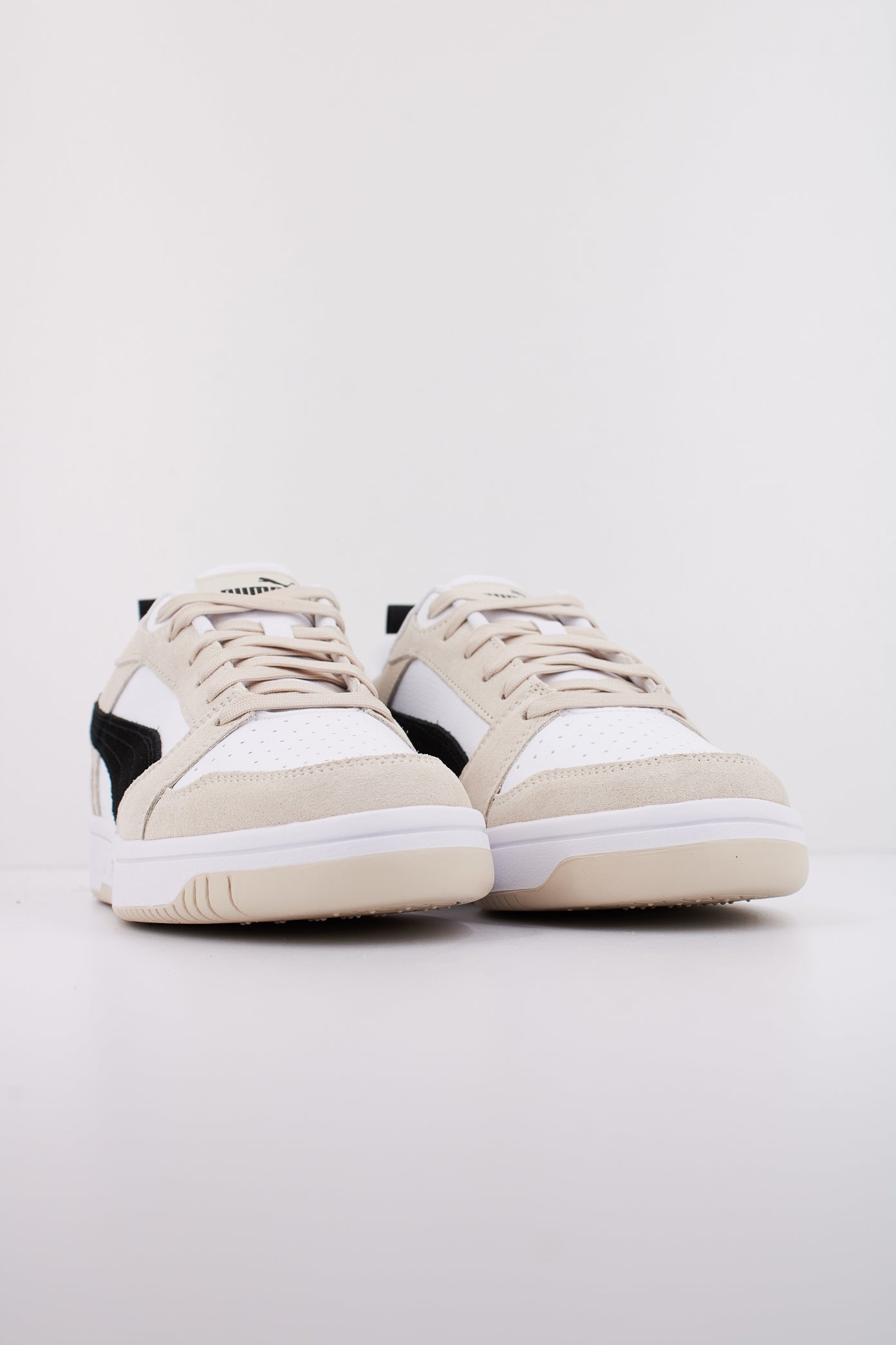 PUMA REBOUND V LOW SD en color BLANCO (2)