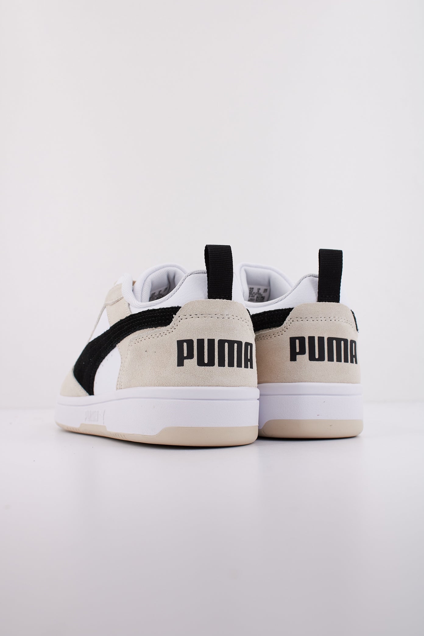 PUMA REBOUND V LOW SD en color BLANCO (4)