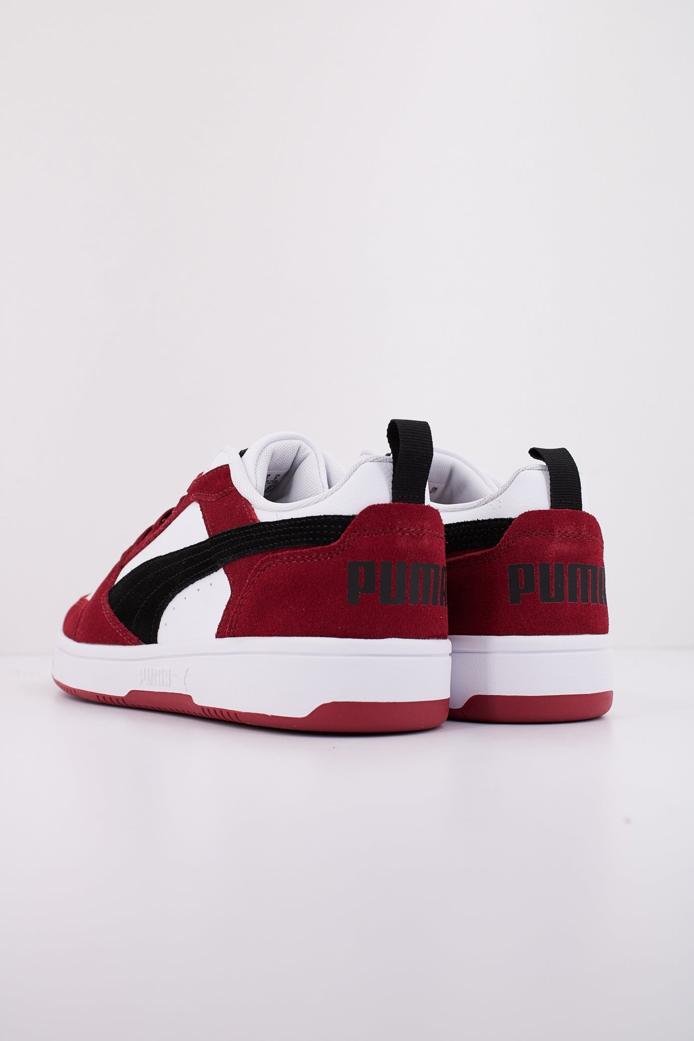 PUMA REBOUND V LOW SD en color ROJO (4)