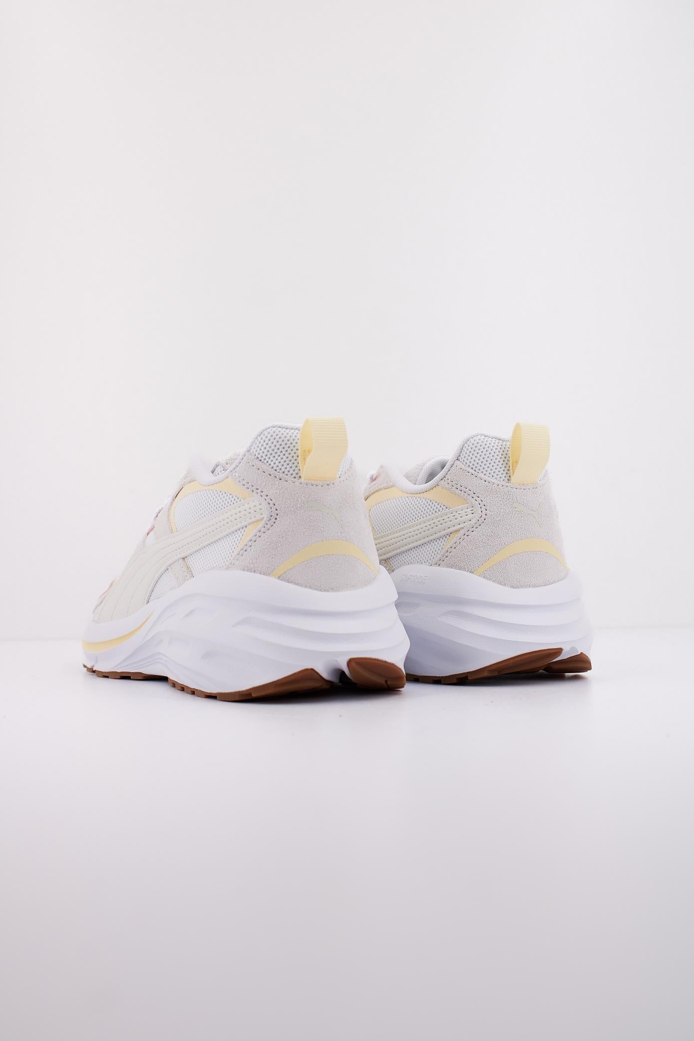 PUMA HYPNOTIC LS en color BEIS (4)
