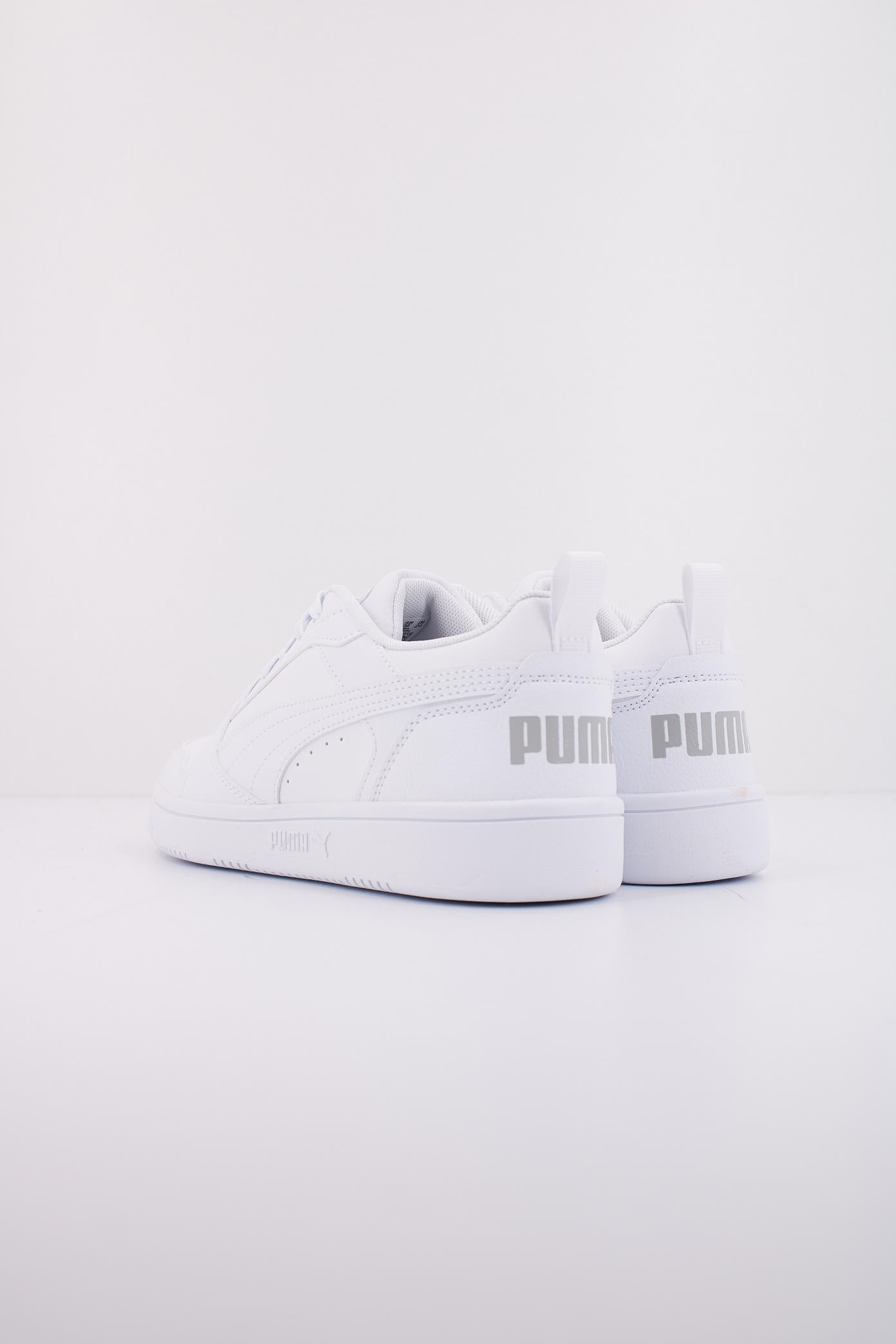 PUMA REBOUND V LO JR en color BLANCO (4)