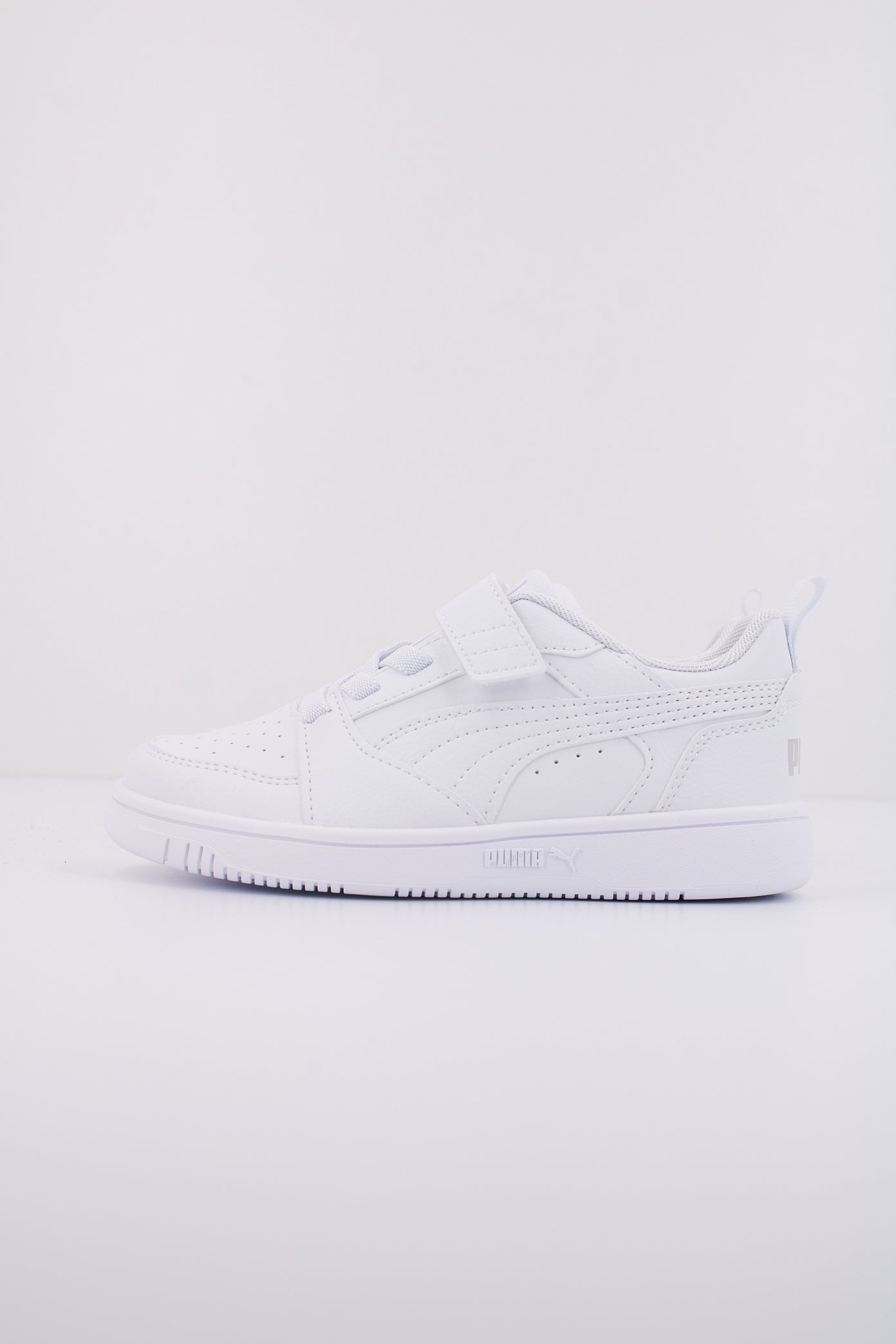 PUMA REBOUND V LO AC+ PS en color BLANCO (1)
