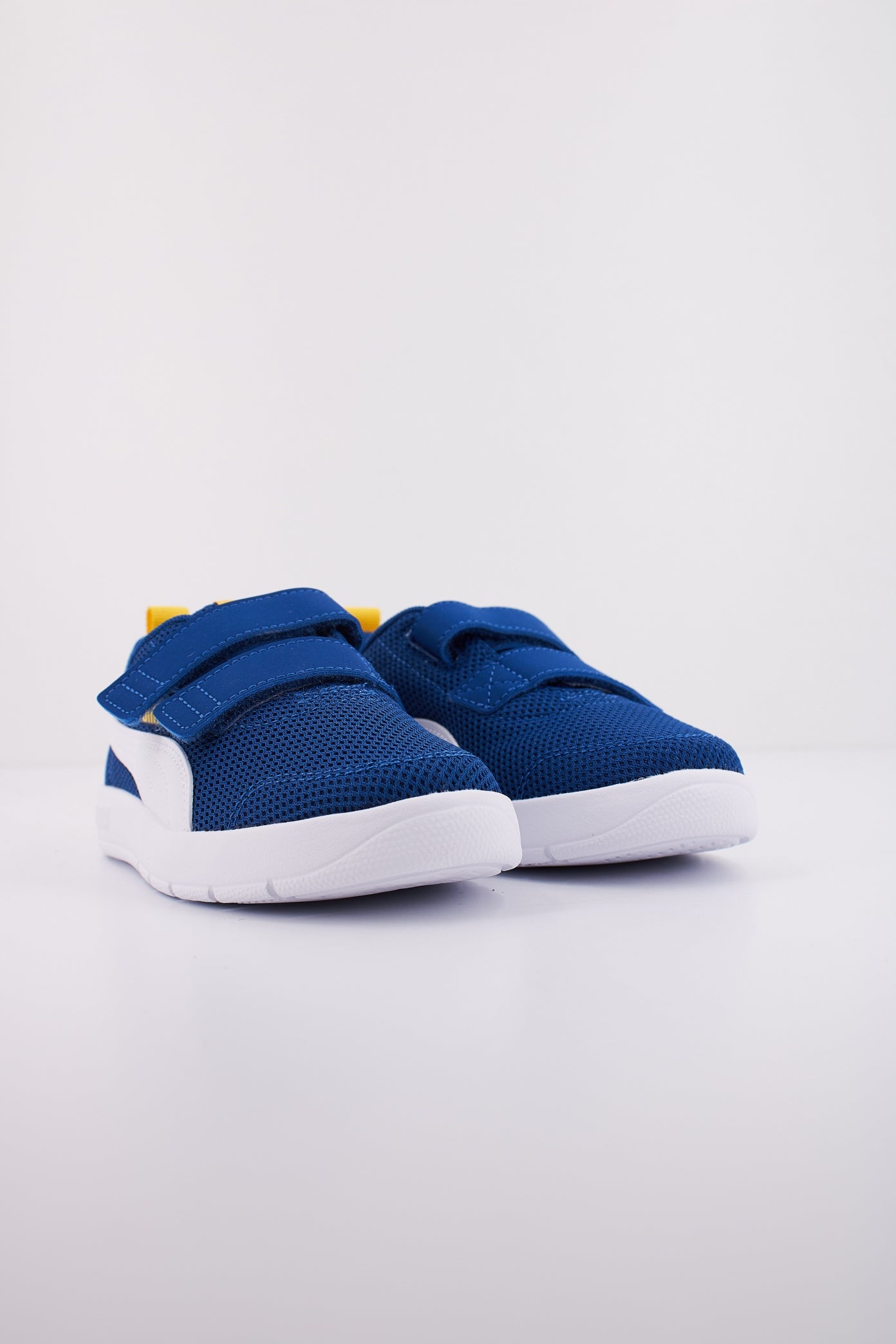 PUMA COURTFLEX V MESH PS en color AZUL (2)