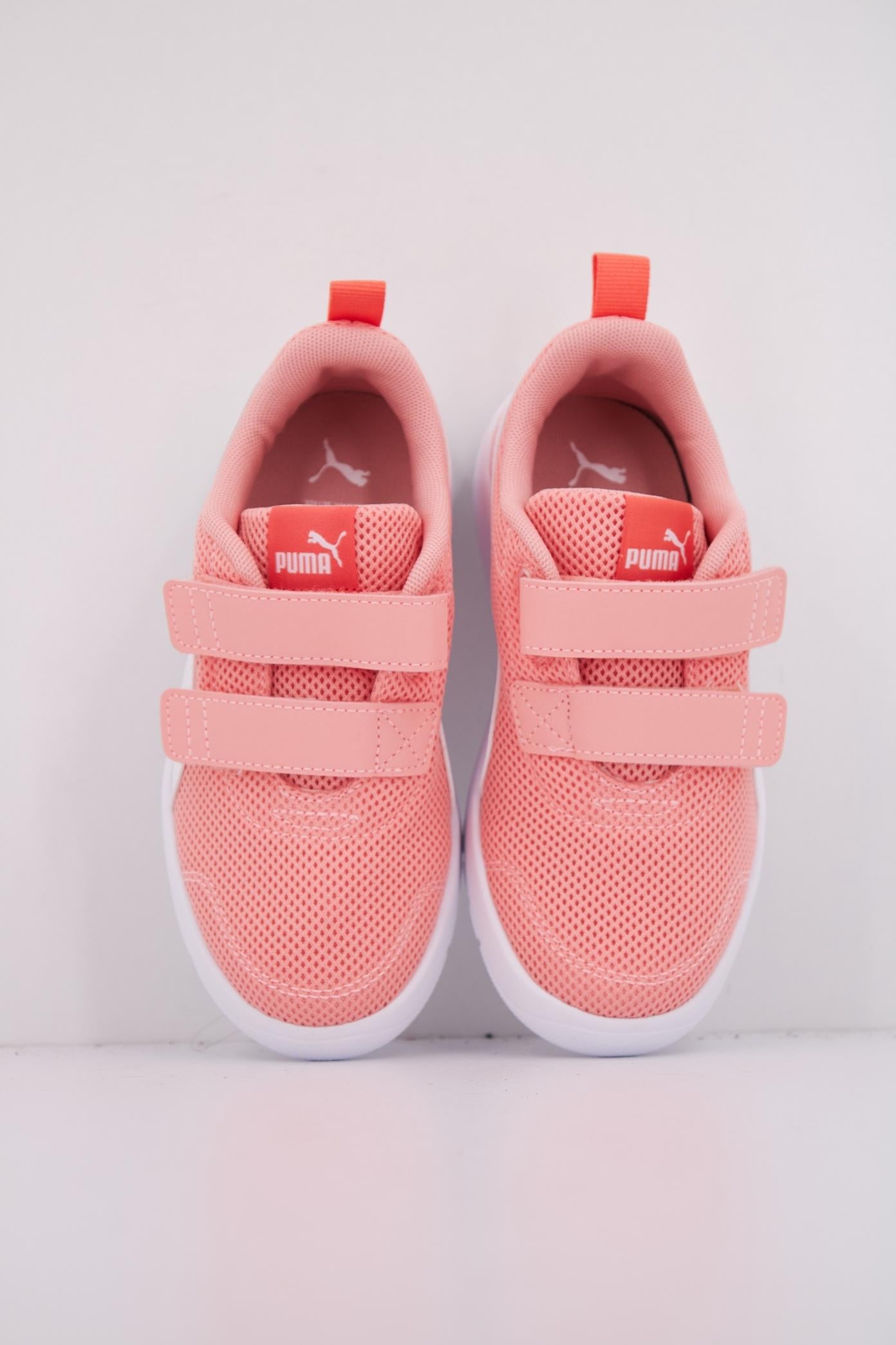 PUMA COURTFLEX V MESH PS en color NARANJA (3)