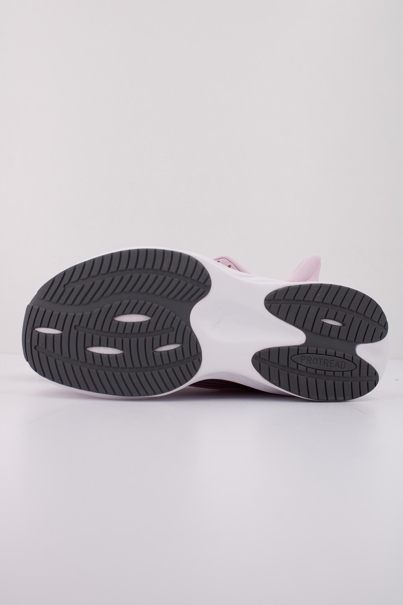 PUMA POUNCE LITE JR en color ROSA (5)