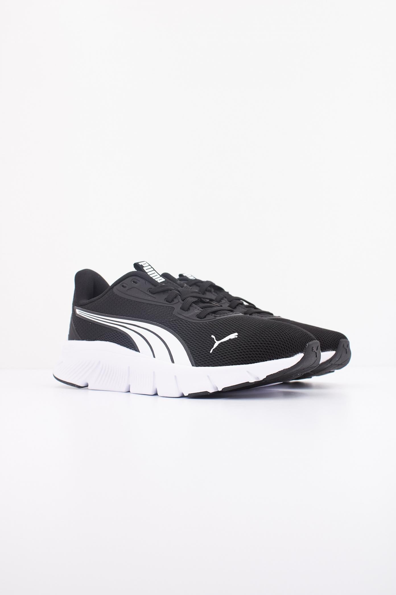 PUMA FLEXFOCUS LITE MODERN JR en color NEGRO (2)