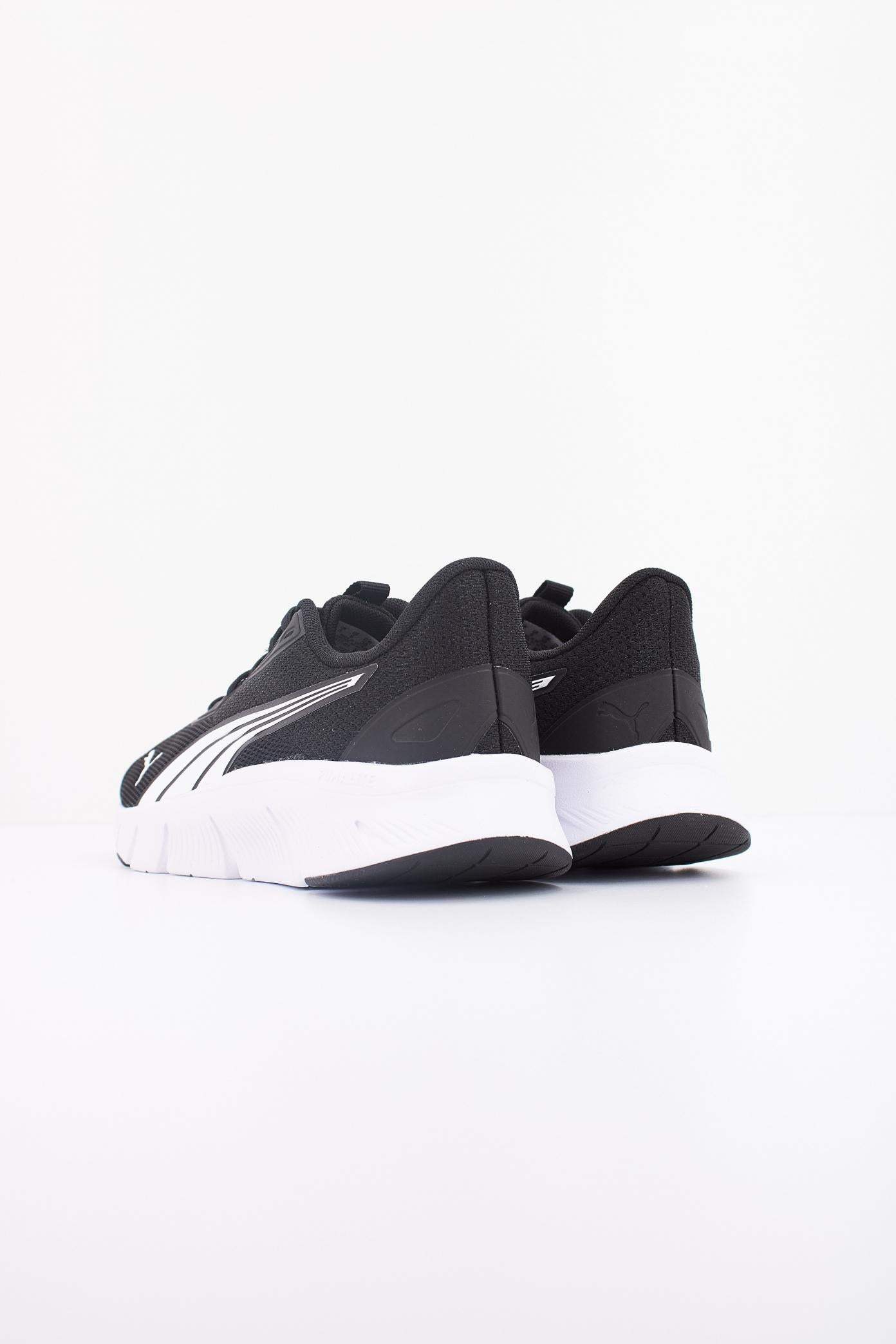 PUMA FLEXFOCUS LITE MODERN JR en color NEGRO (4)
