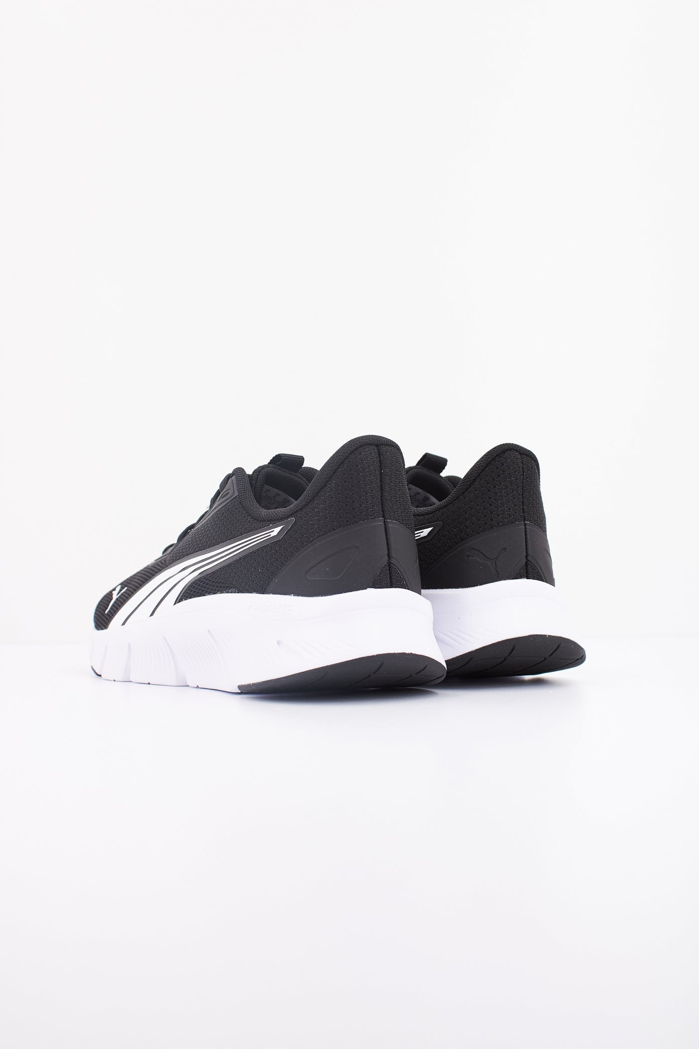 PUMA FLEXFOCUS LITE MODERN JR en color NEGRO (4)