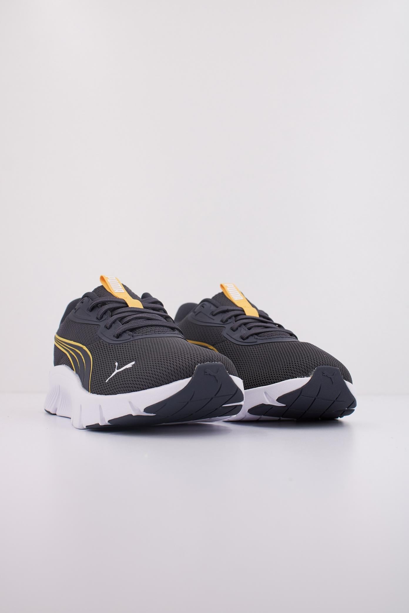 PUMA FLEXFOCUS LITE MODERN JR en color GRIS (2)
