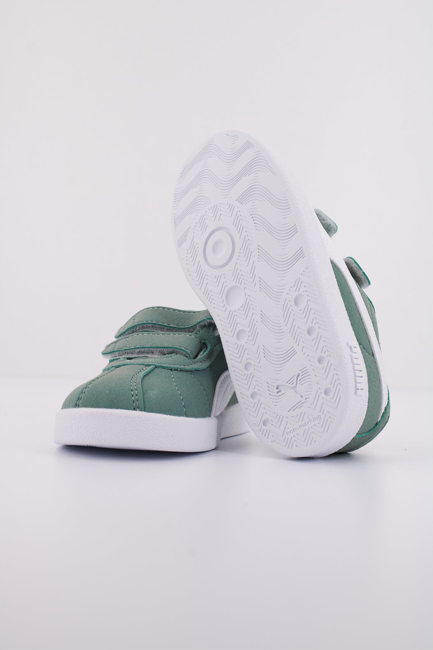 PUMA CLUB II V INF en color VERDE (5)