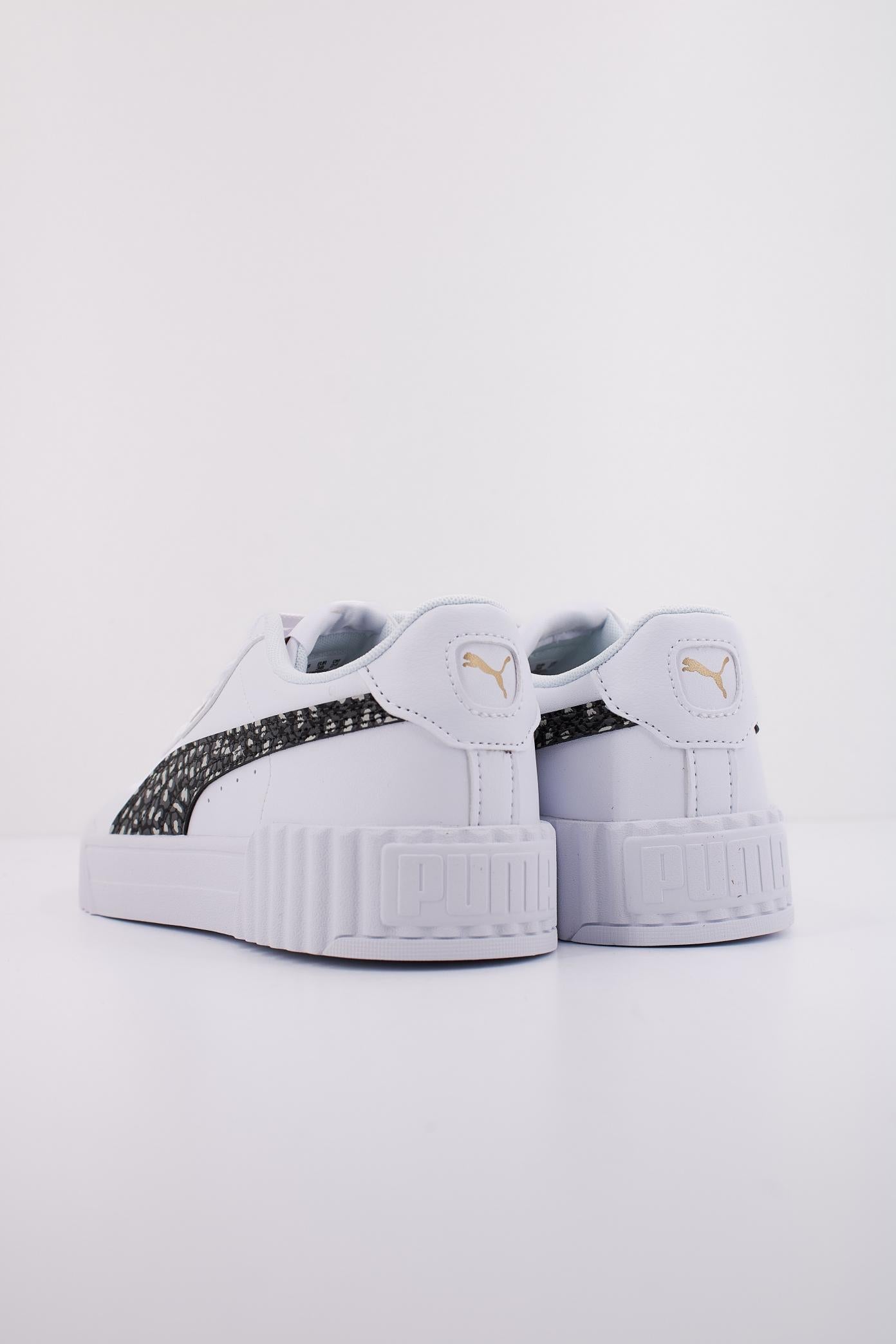 PUMA CARINA . ANIMAL JR en color BLANCO (4)