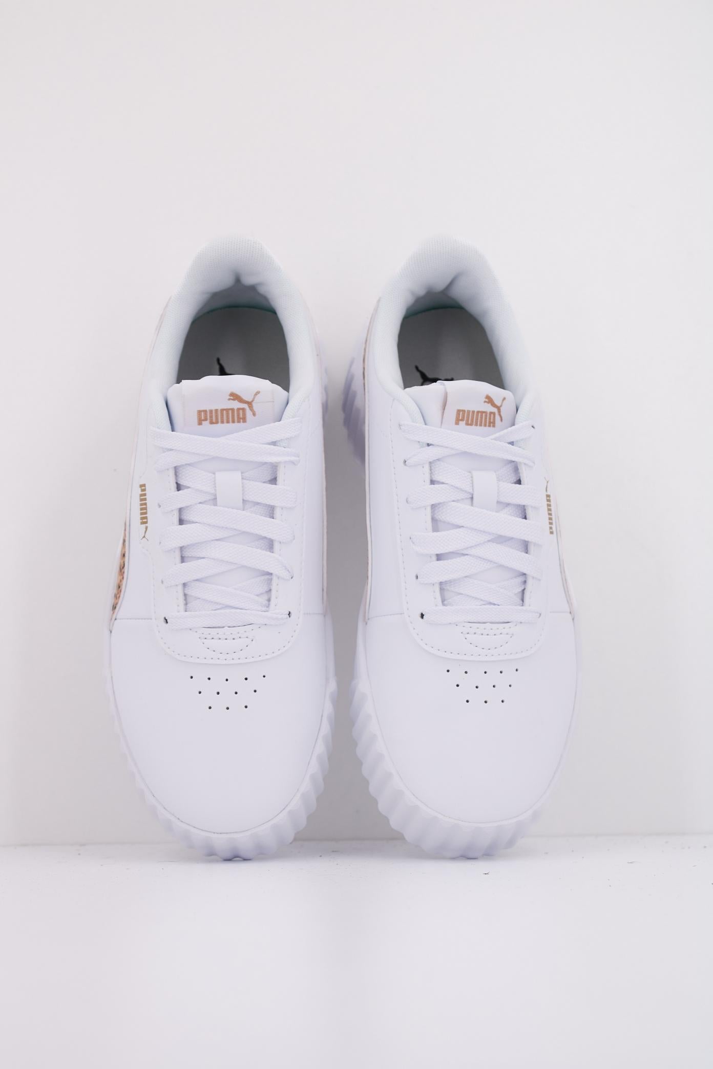PUMA CARINA . ANIMAL JR en color BLANCO (3)
