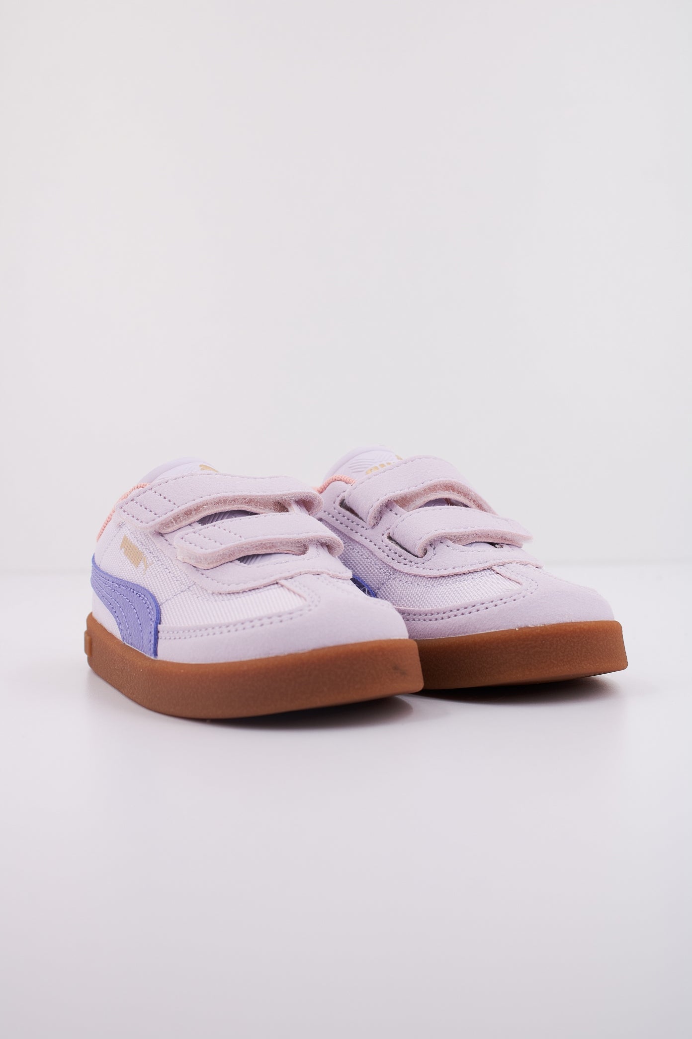 PUMA CLUB II ERA CV V INF en color VIOLETA (2)