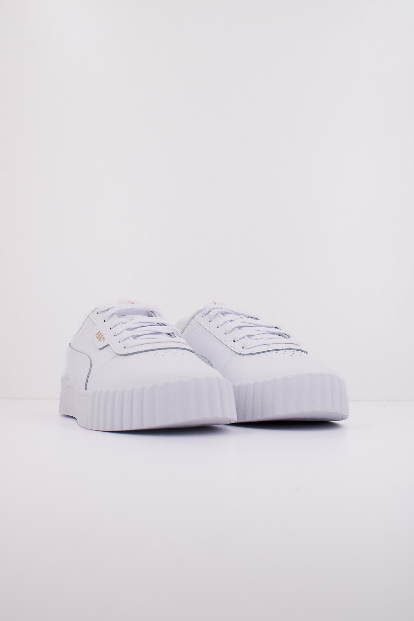 PUMA CARINA . en color BLANCO (2)