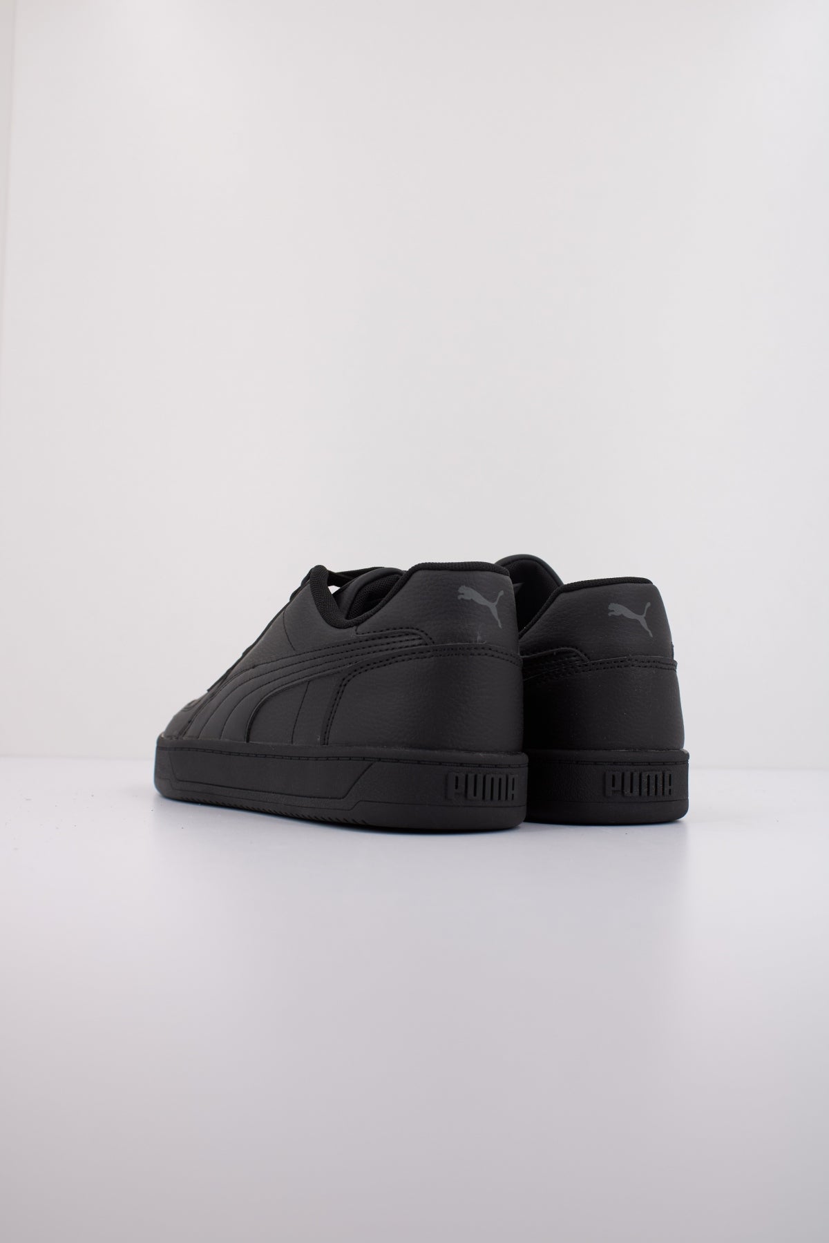 PUMA PUMA CAVEN . en color NEGRO (4)