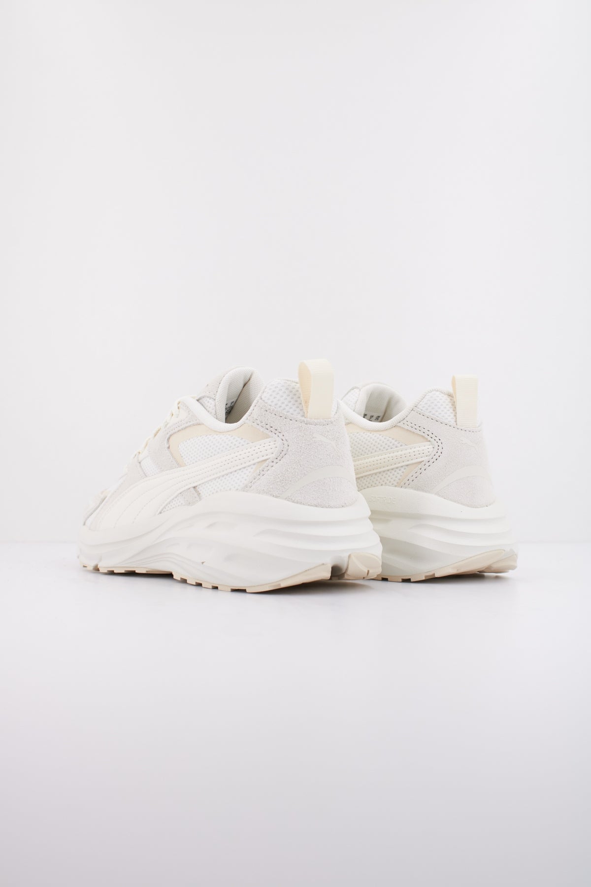 PUMA HYPNOTIC LS en color BLANCO (4)