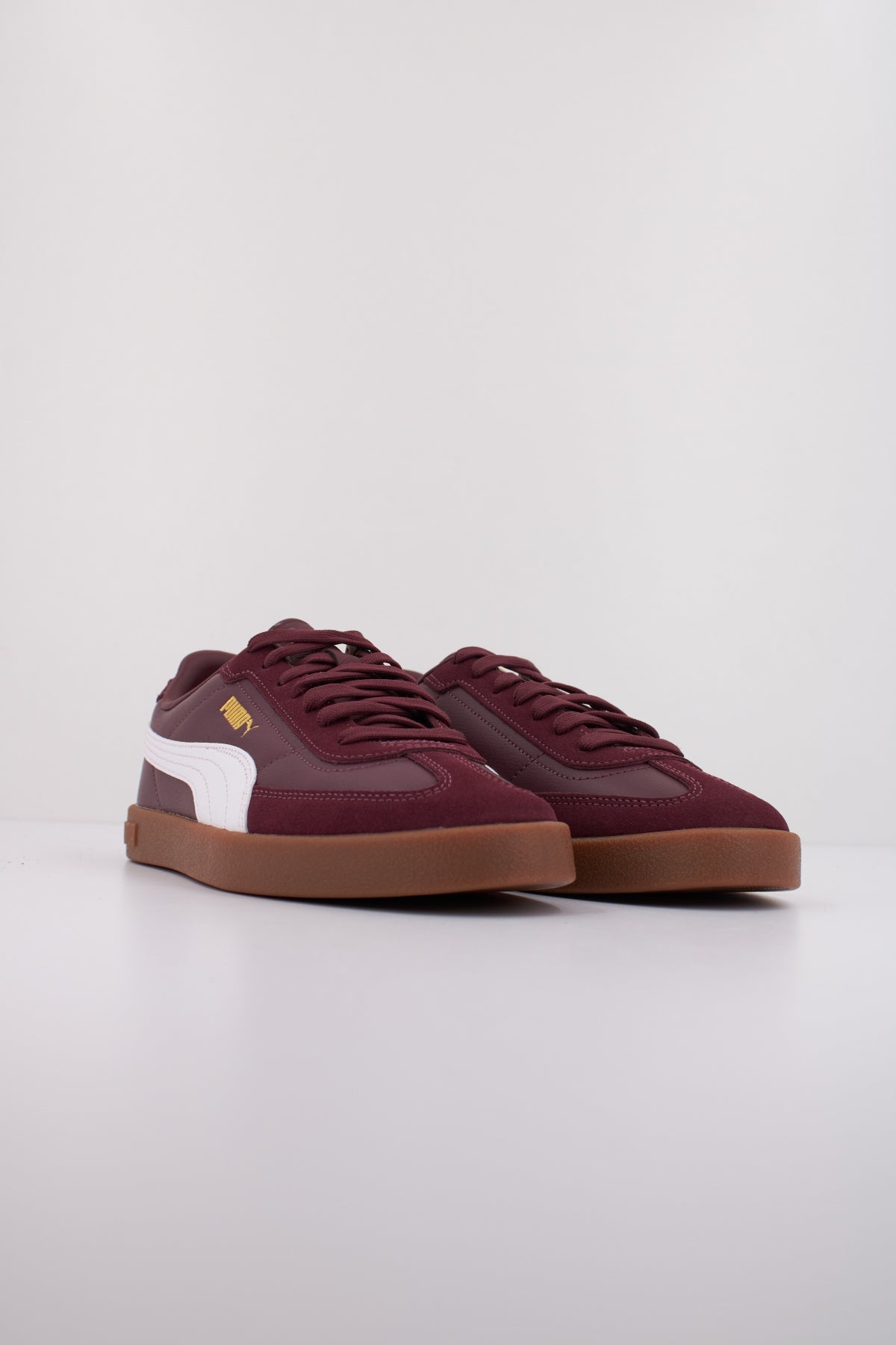 PUMA PUMA CLUB II ERA en color BURDEOS (2)