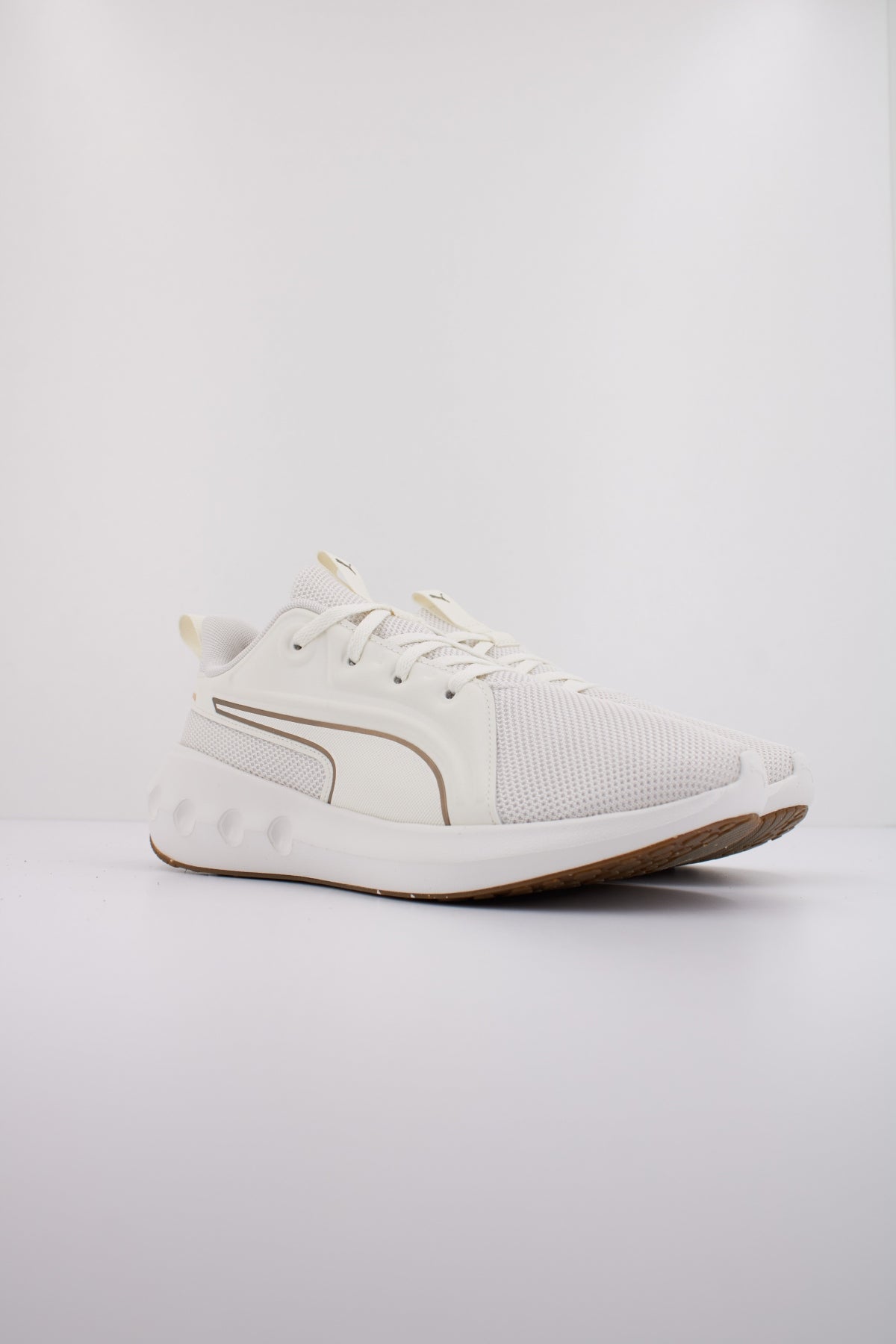 PUMA SOFTRIDE CARSON en color BLANCO (2)