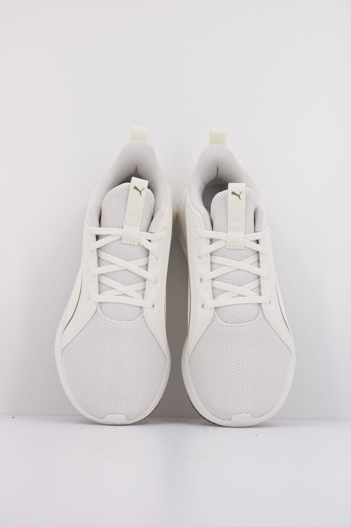 PUMA SOFTRIDE CARSON en color BLANCO (3)