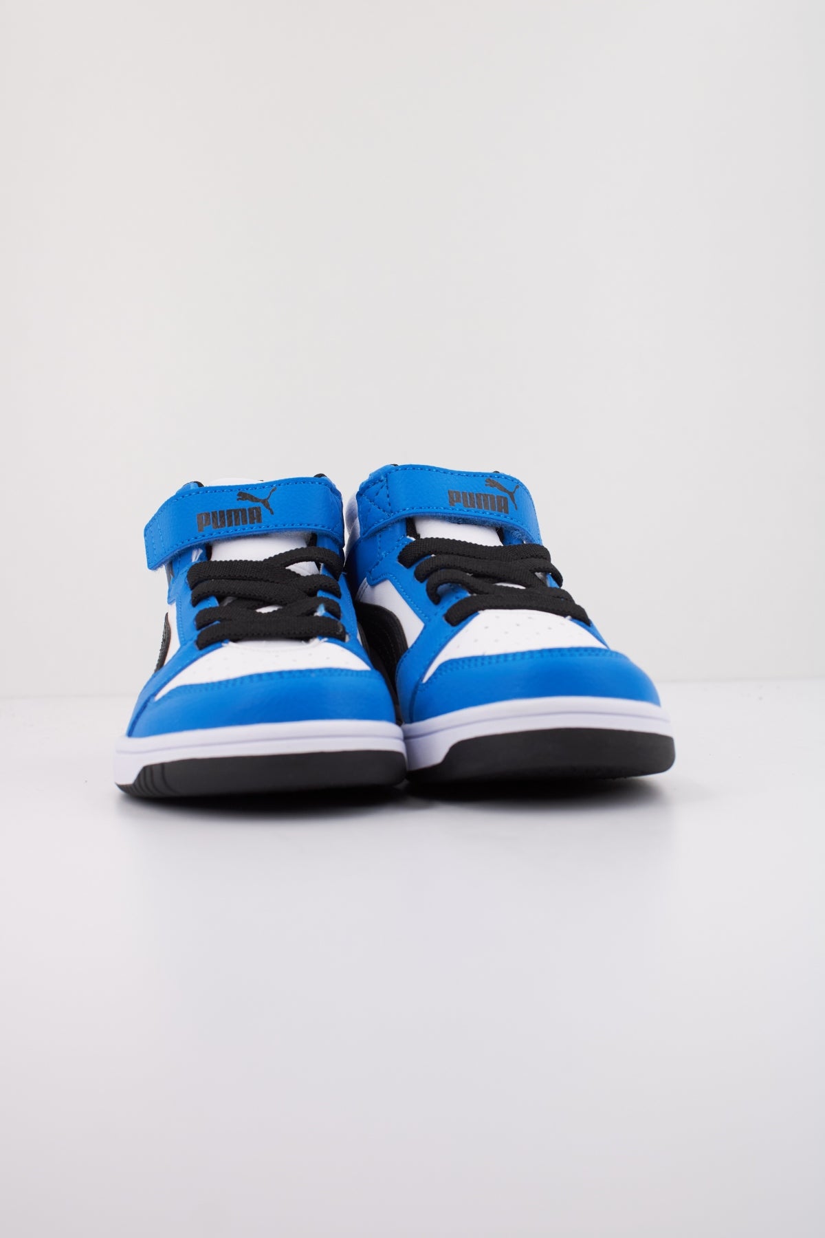 PUMA REBOUND V MID AC+ PS en color BLANCO (2)