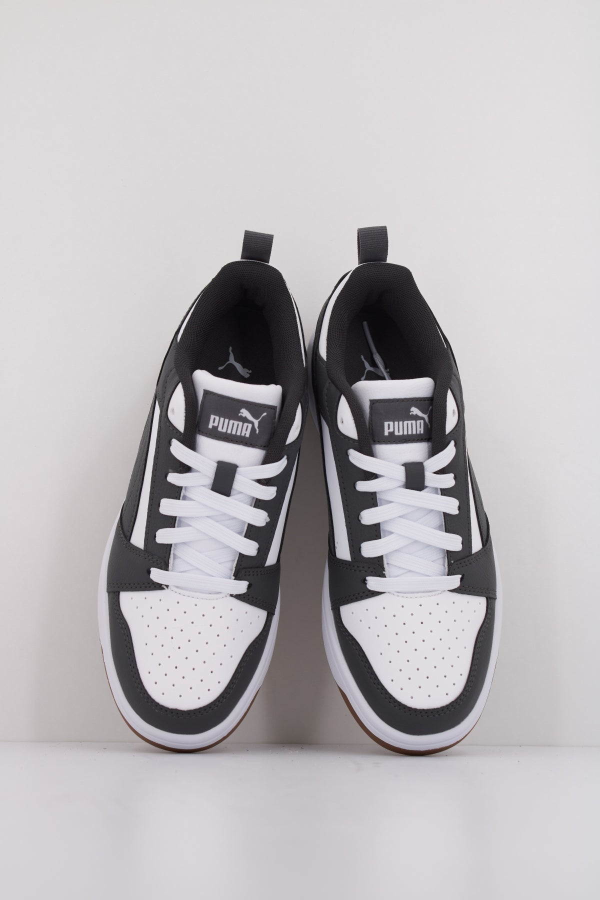 PUMA PUMA REBOUND V LO JR en color GRIS (3)