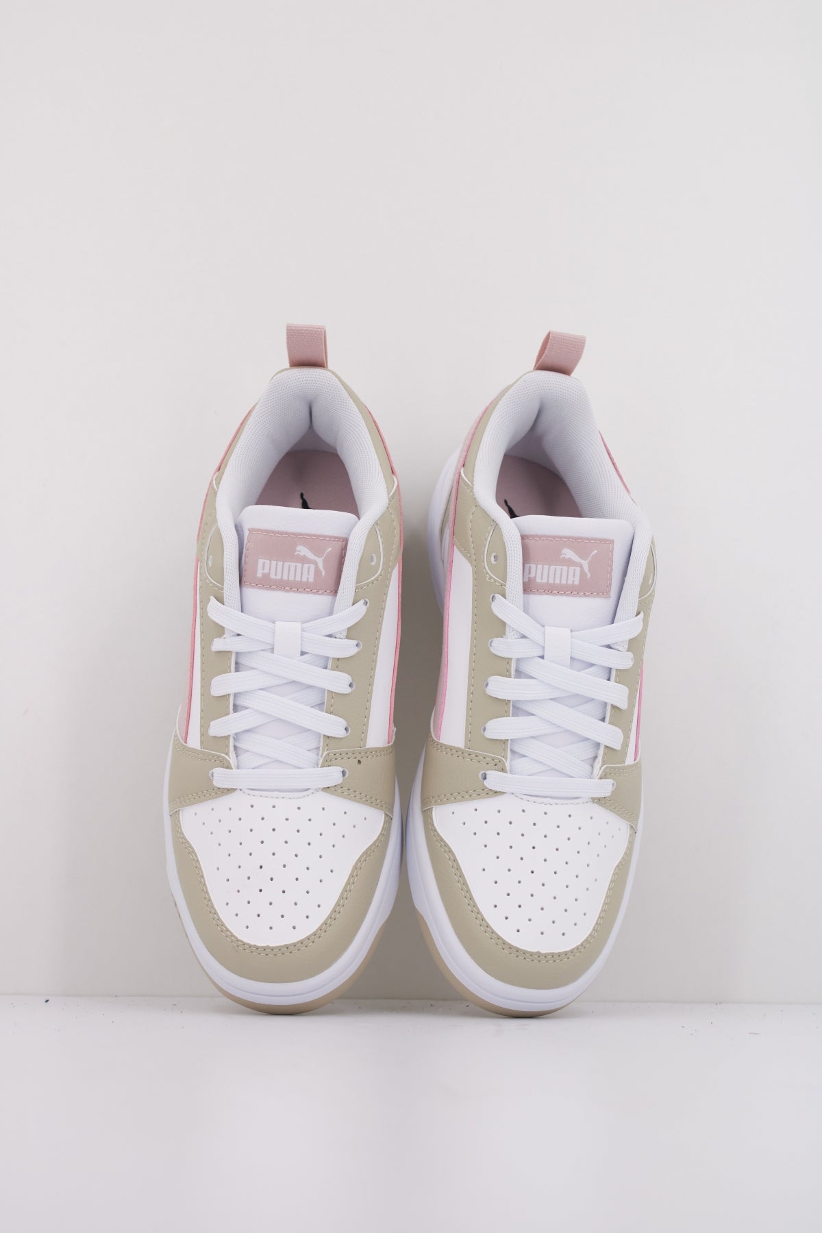 PUMA PUMA REBOUND V LO JR en color BLANCO (3)