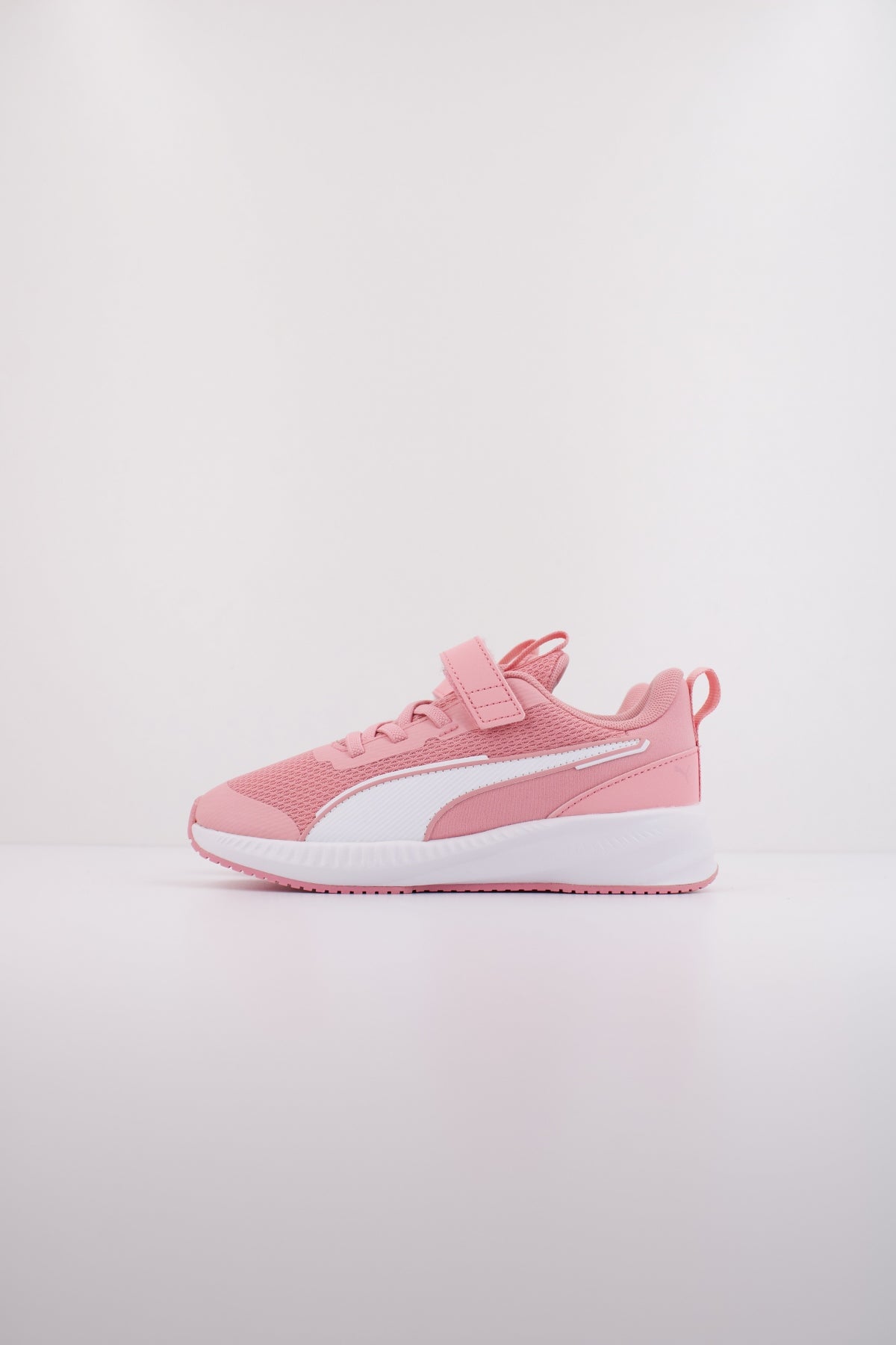PUMA FLYER AC+ PS en color ROSA (1)