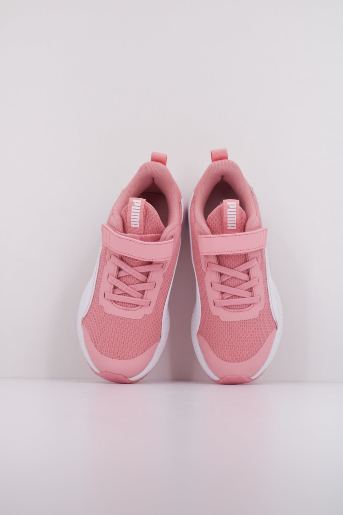 PUMA FLYER AC+ PS en color ROSA (3)