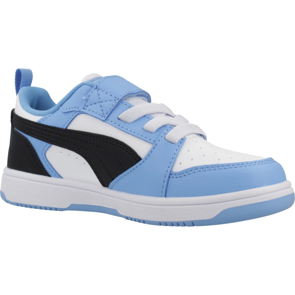 PUMA REBOUND V LO en color AZUL (5)