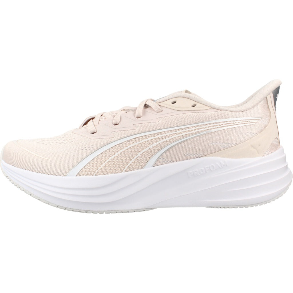 PUMA DARTER PRO en color ROSA (2)