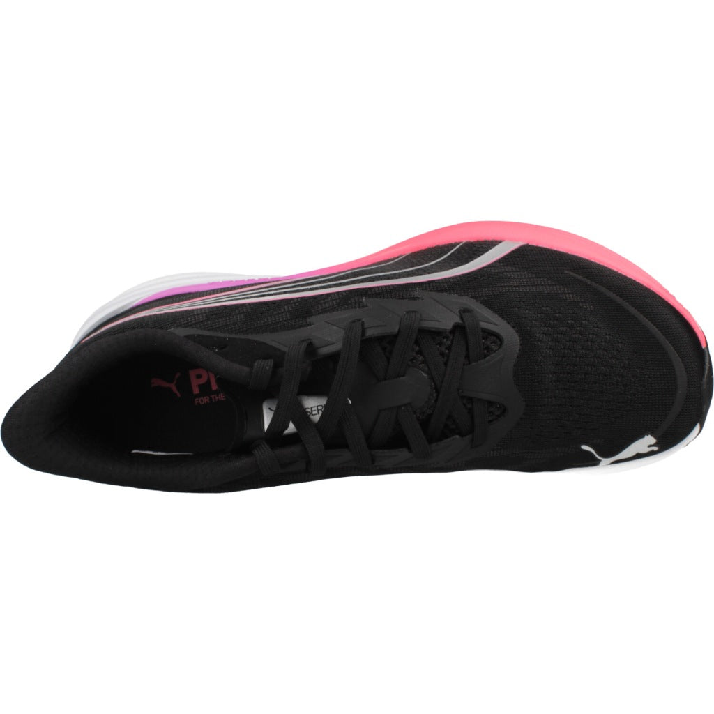 PUMA DARTER PRO en color NEGRO (6)