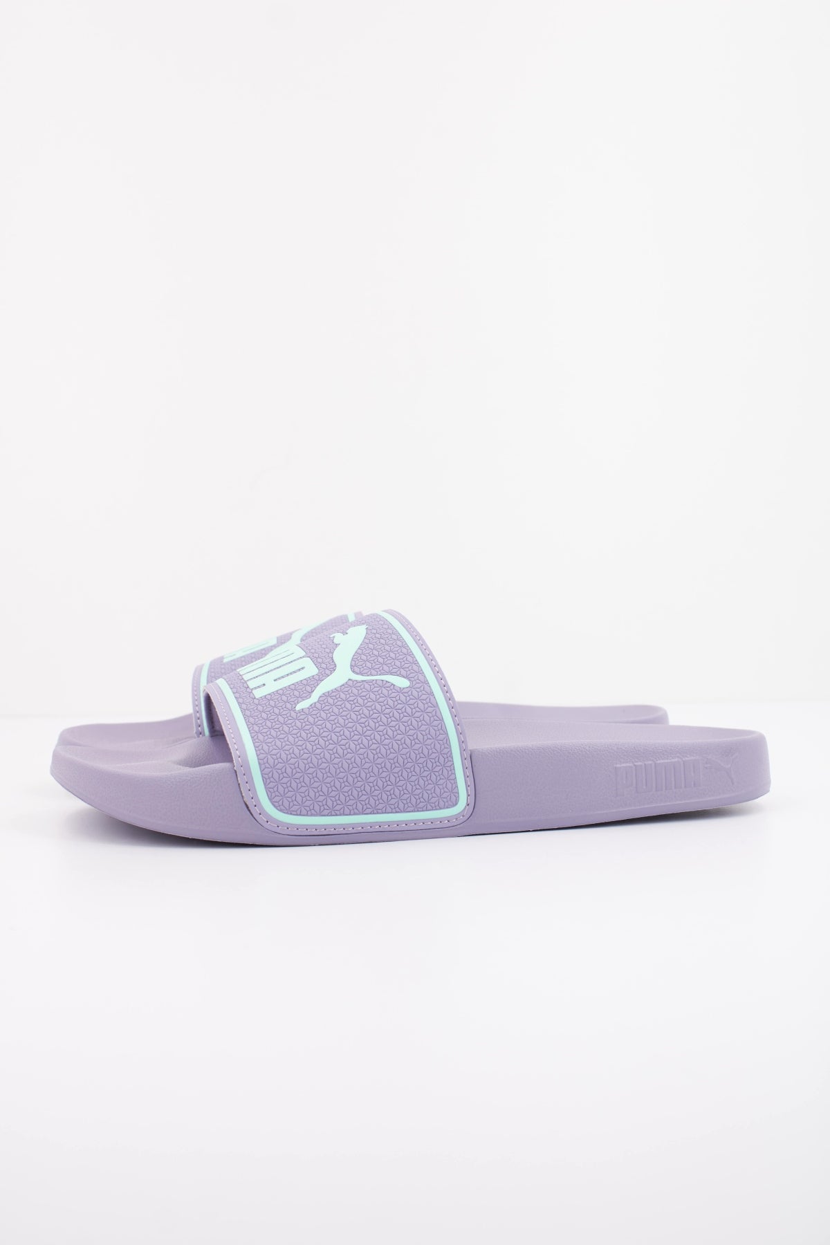 PUMA LEADCAT . en color VIOLETA (1)