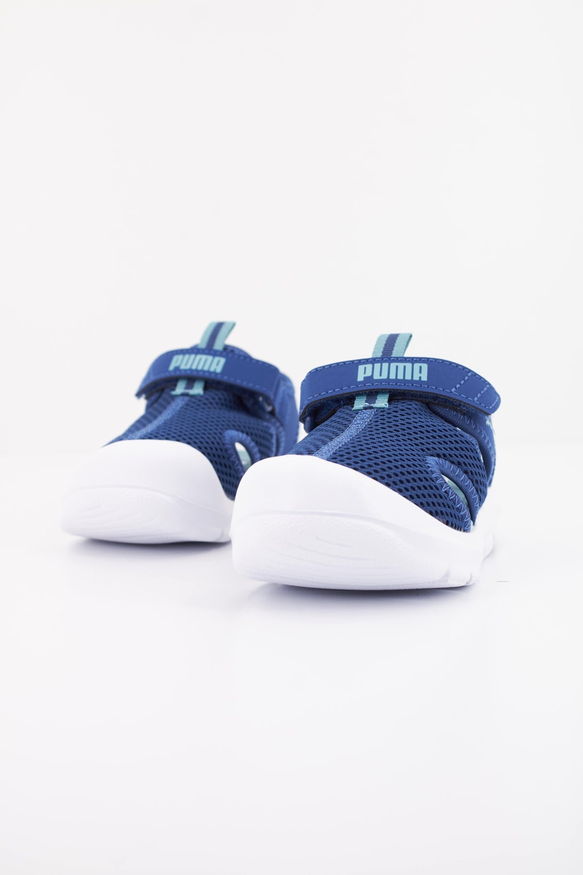 PUMA FUN RACER SANDAL MESH en color AZUL (2)