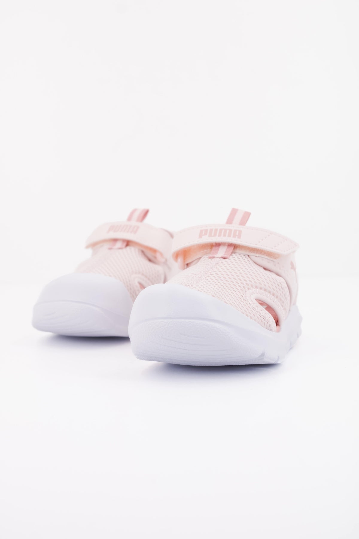PUMA FUN RACER SANDAL MESH en color ROSA (2)